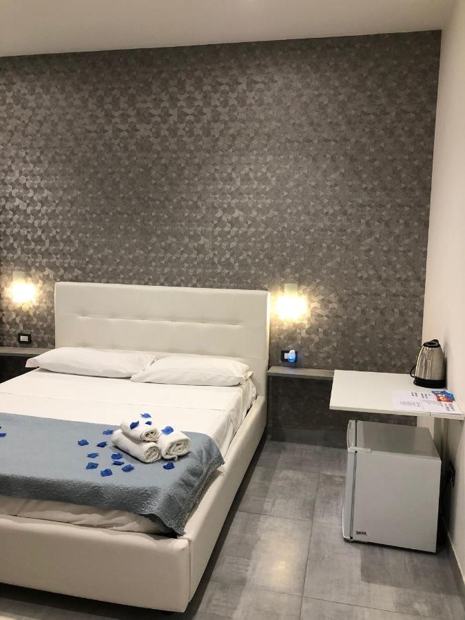 Brighter'S Room เนเปิลส์ ภายนอก รูปภาพ
